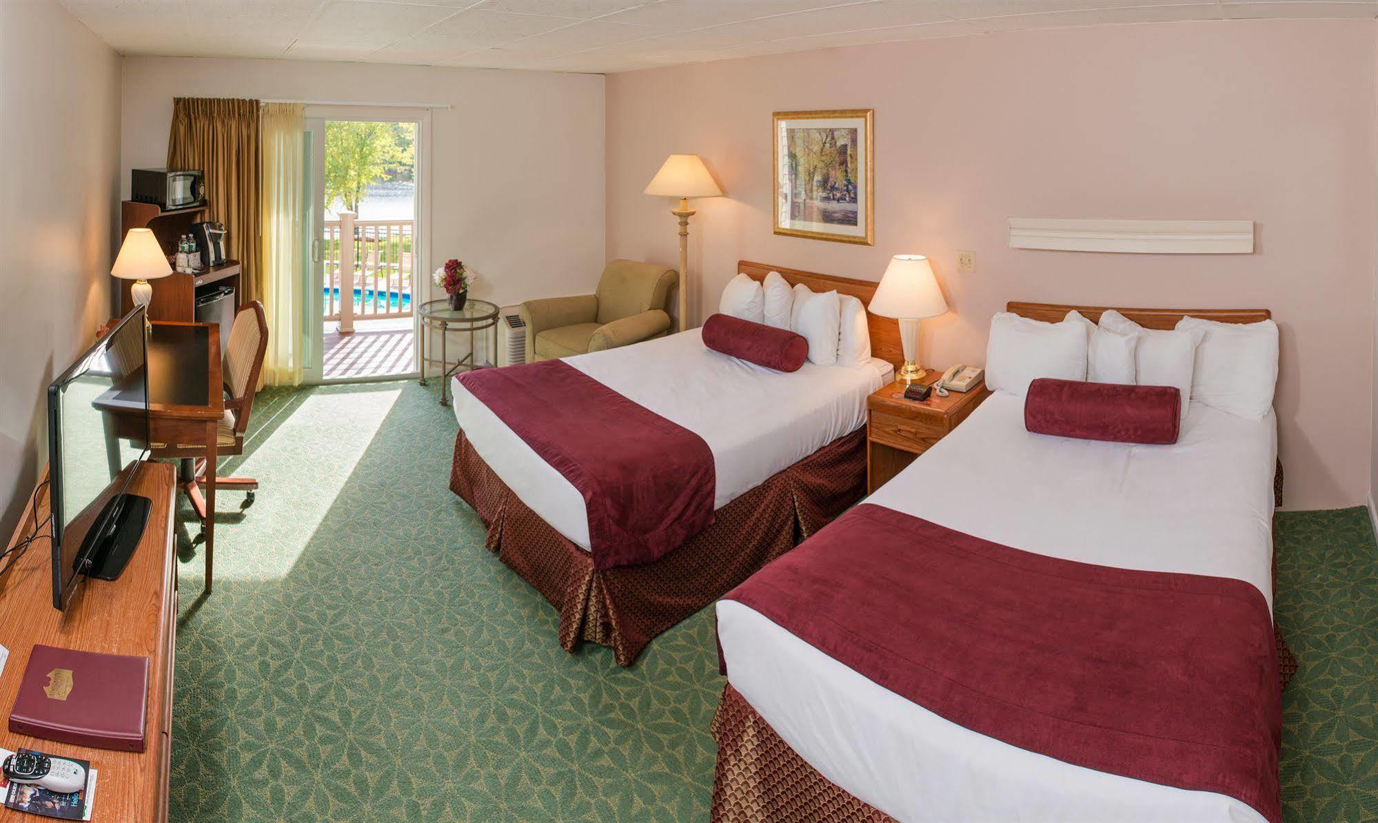 University Inn Academic Suites Orono Esterno foto